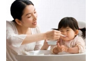 Tám điều giúp việc cần biết khi chăm bé sơ sinh